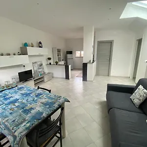 https://arimand-house.hotelitalianriviera.com
