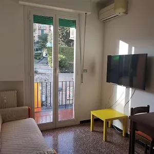 https://genova-tra-mare-e-centro.hotelitalianriviera.com