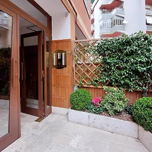 https://cozy-segesta-apartment.it-romehotels.com