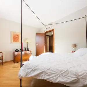https://casa-ninfa-tranquillo-e-comodo-appartamento.hotelitalianriviera.com