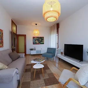 - Vicino Al Centro - Free Parking & Wi-fi Appartamento